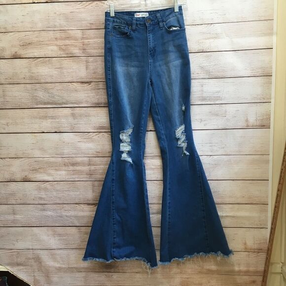 YMI GIGI FIT HIGH RISE EXTREME FLARE BELL BOTTOM JEANS - Picture 1 of 8